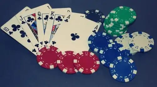 Wolf Gold mobile guide layout on 700bet apk with clear slot visuals